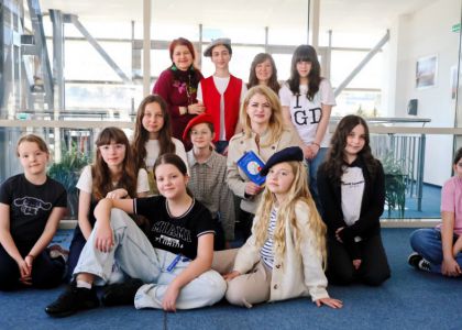 Micul Prinț în Culori: Când Povestea Prinde Viață pe Șevalet