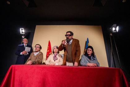 TIPOGRAFIC MAJUSCUL după un text de Gianina Cărbunariu, Teatrul „Mihai Eminescu” Botoșani