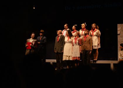 Legată cu funia de pământ de Lorina Bălteanu, Teatrul Național „Luceafărul” Chișinău, Republica Moldova