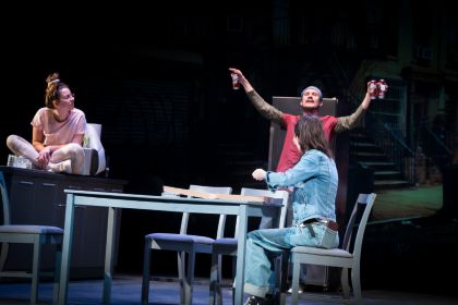 America nu crede în lacrimi (No worries, Cătălinicika!) de Adelina Toma Teatrul Alexandru Davila Pitești