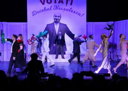 Cortina s-a ridicat! Ediția aniversară a Festivalului Internațional „Zilele Teatrului Matei Vișniec” a debutat în forță cu spectacolul „...ESCU”