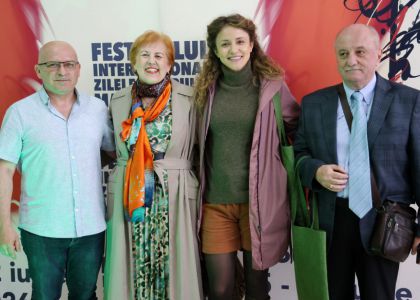 FIZTMV 2026 - Ziua a II-a: De la bucuria copiilor, la satira profundă din „Mobilă și durere”