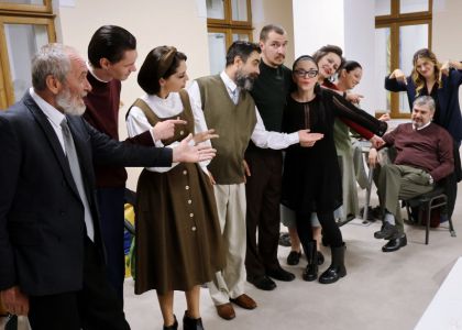 Festivalul Internațional Zilele Teatrului Matei Vișniec 2026– Ziua a III-a: De la vânătoarea de artă urbană, la teatru documentar și un regal de muzică clasică