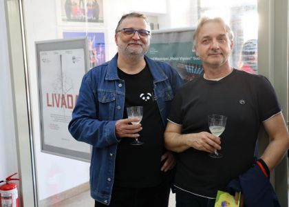Festivalul Internațional Zilele Teatrului Matei Vișniec 2026– Ziua a III-a: De la vânătoarea de artă urbană, la teatru documentar și un regal de muzică clasică