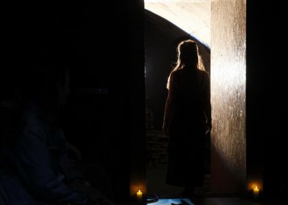 Festivalul Internațional Zilele Teatrului Matei Vișniec, Ziua a 5-a: De la mitul răsturnat al Penelopei la haosul comic din mahalaua lui Caragiale