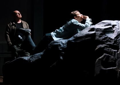 Succes internațional în Bulgaria: Teatrul Municipal „Matei Vișniec” Suceava a cucerit publicul din Stara Zagora la Festivalul NOS+