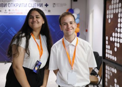 Succes internațional în Bulgaria: Teatrul Municipal „Matei Vișniec” Suceava a cucerit publicul din Stara Zagora la Festivalul NOS+
