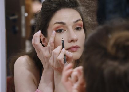 Succes internațional în Bulgaria: Teatrul Municipal „Matei Vișniec” Suceava a cucerit publicul din Stara Zagora la Festivalul NOS+