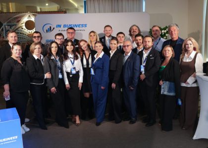 Teatrul Municipal „Matei Vișniec” Suceava, premiat în cadrul conferinței Bucovina InBusiness 4.0: Arta și antreprenoriatul, într-un dialog de succes