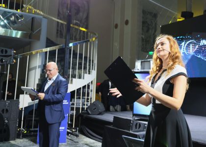 Teatrul Municipal „Matei Vișniec” Suceava, premiat în cadrul conferinței Bucovina InBusiness 4.0: Arta și antreprenoriatul, într-un dialog de succes